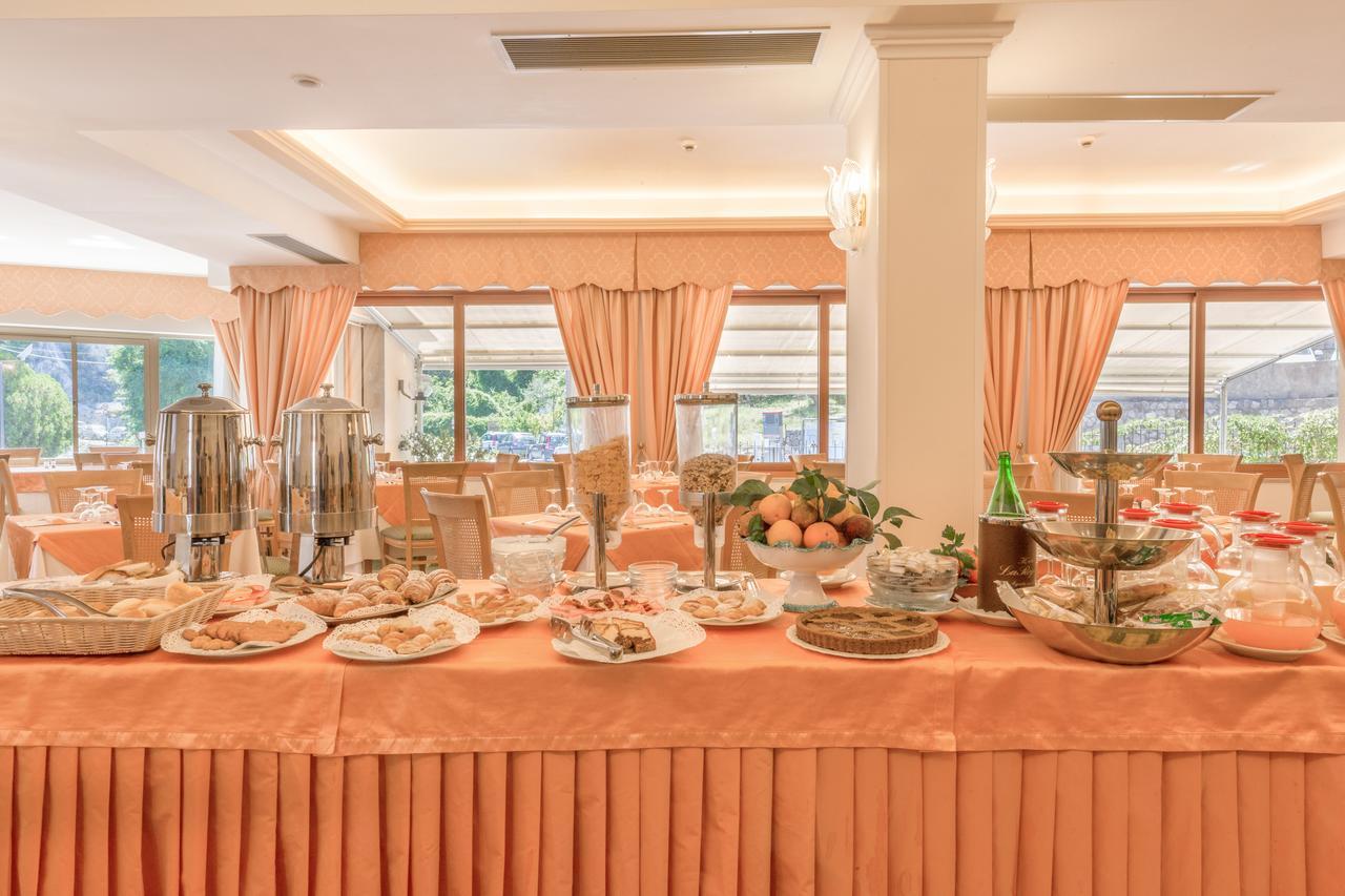 Hotel La Pergoletta Сант-Агата-суй-Дуе-Гольфі Екстер'єр фото